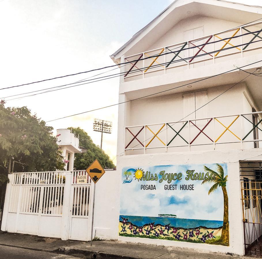 Posada Miss Joyce House San Andrés 外观 照片