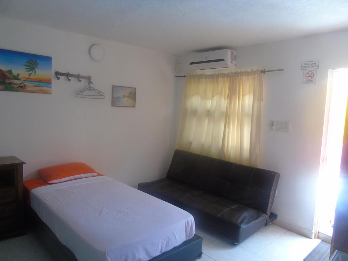 Posada Miss Joyce House San Andrés 外观 照片